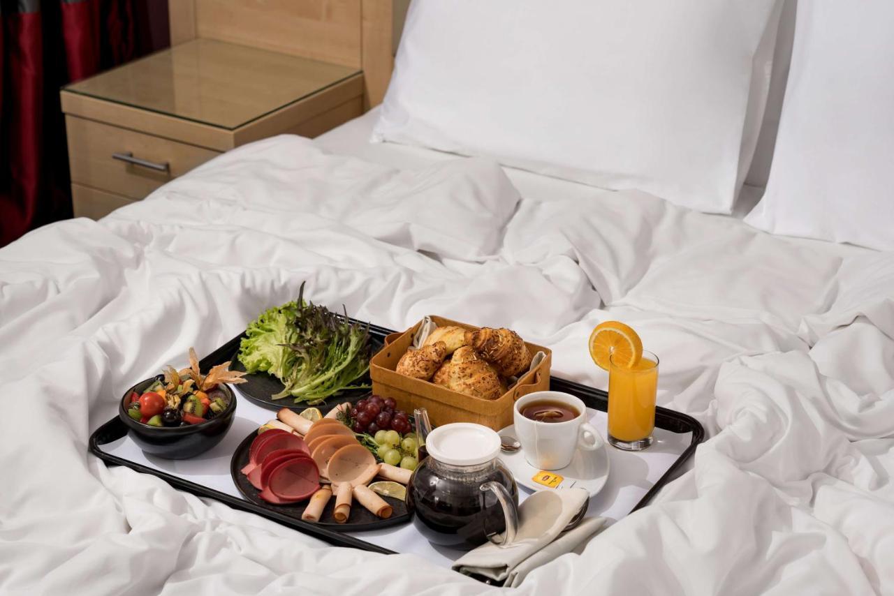 אל חובר Sas Residence & Hotel, Dhahran - Formerly Radisson Blu מראה חיצוני תמונה
